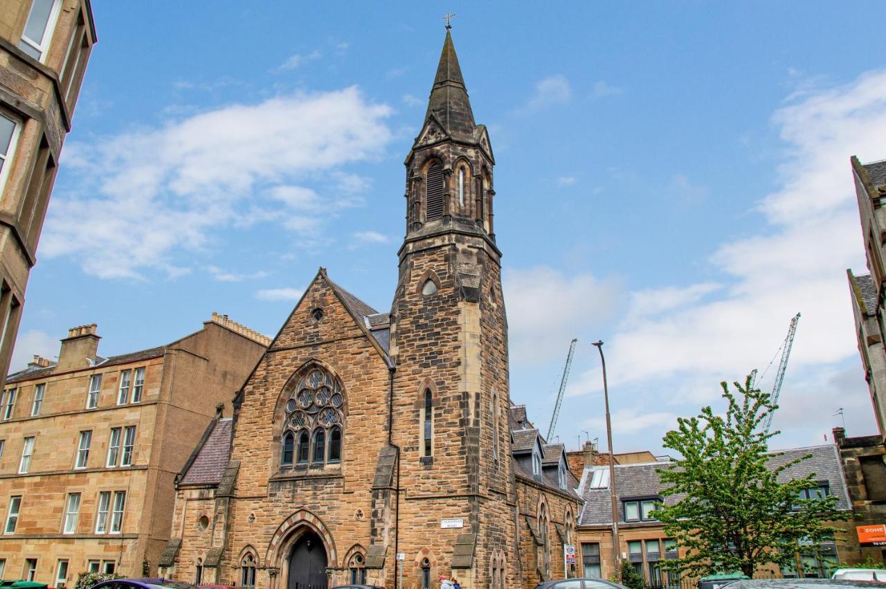 Appartement Stylish & Modern 2 Bedroom Ground Floor Close To Centre In Stunning Converted Church - Near Haymarket Train Station - Sleeps Up To 5 Guests *